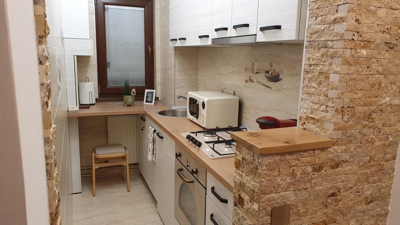 Artment! A New And Stylish For - Free Parking Apartment