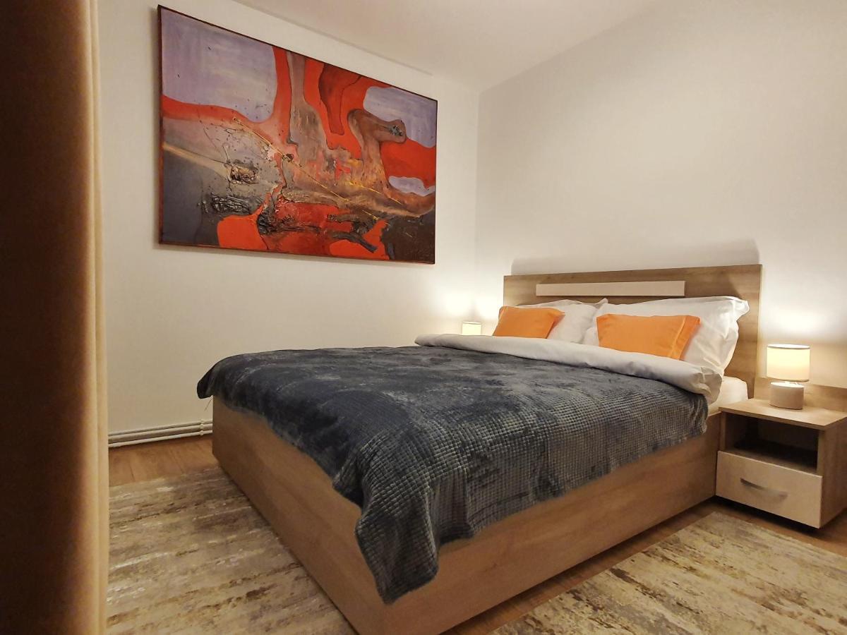 Artment! A New And Stylish For - Free Parking Apartment